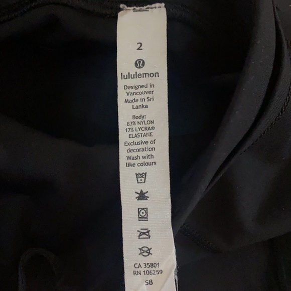 Lululemon CA 35801 RN 106259 H8 leggings - Picture 9 of 9